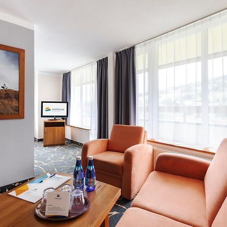 Interferie Aquapark Sport Hotel Malachit Сверадув-Здруй Экстерьер фото