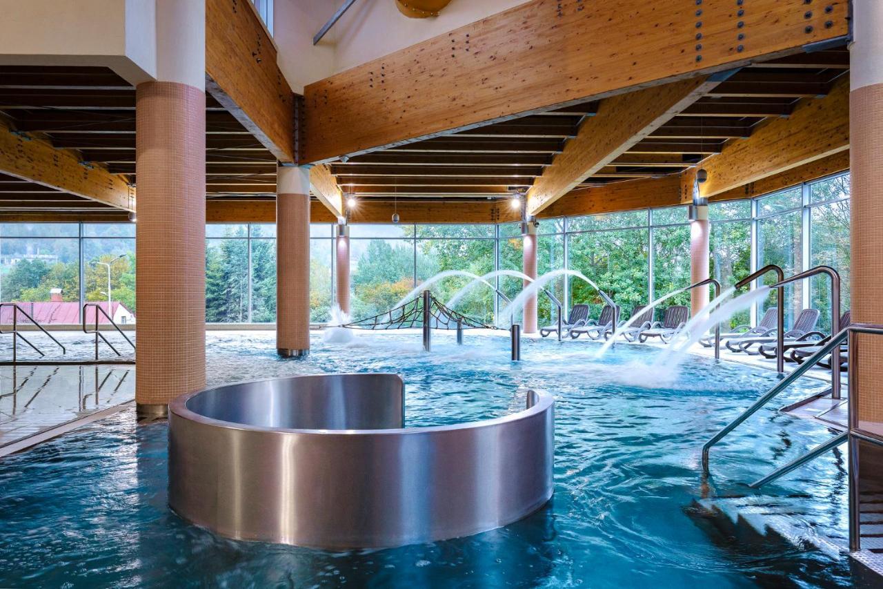Interferie Aquapark Sport Hotel Malachit Сверадув-Здруй Экстерьер фото