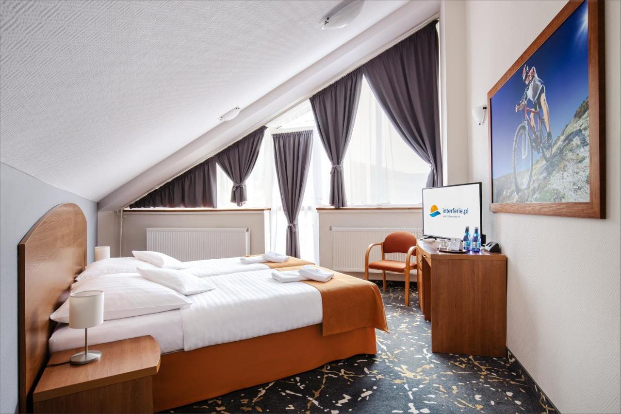 Interferie Aquapark Sport Hotel Malachit Сверадув-Здруй Экстерьер фото